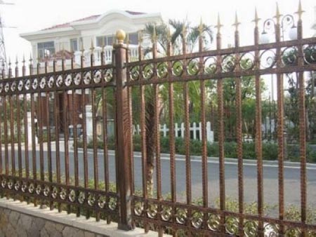 ����Χ��